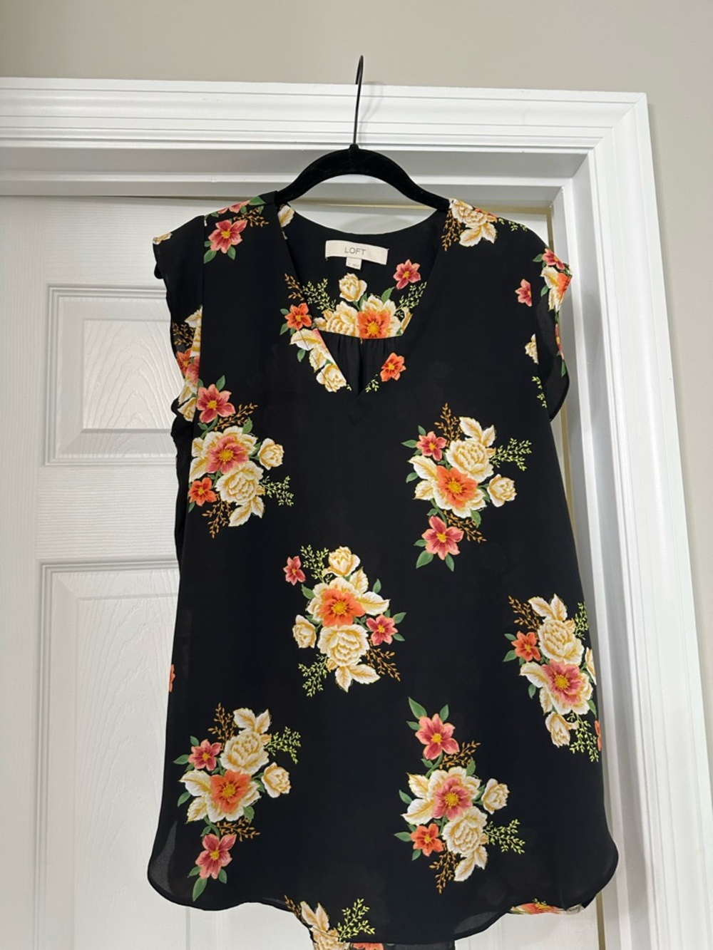 LOFT Black Floral Cap-Sleeve Blouse